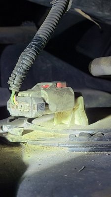 Ford_Connector.jpg