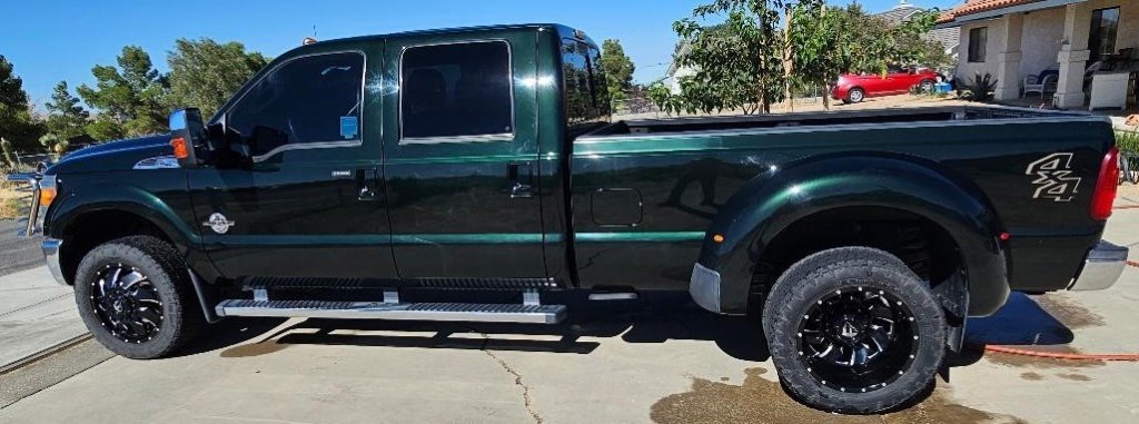 Hulk F350 Green Gem Metallic.jpg Hulk F350 Green Gem Metallic.jpg