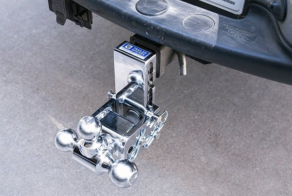 bw-trailer-hitches-4.jpg