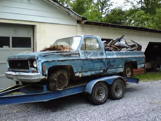 haulinjunkchevypickup.jpg