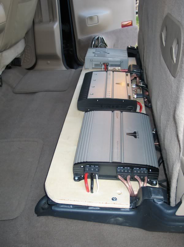 DIY-UN-CARPETED-AMP-BOARD.jpg